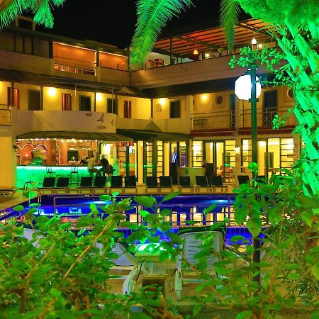 Sky Star Hotel 검벳 외부 사진